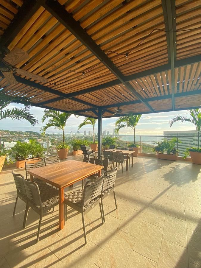 Wyndham Garden Cartagena Hotell Exteriör bild