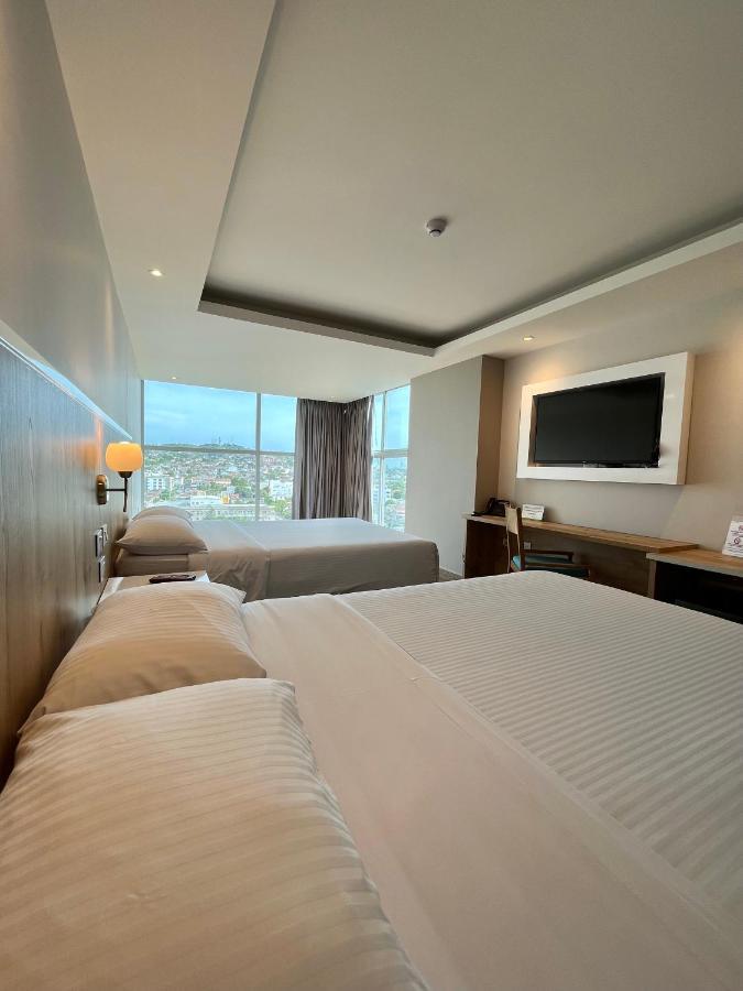 Wyndham Garden Cartagena Hotell Exteriör bild